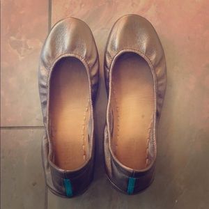 Tieks bronze
